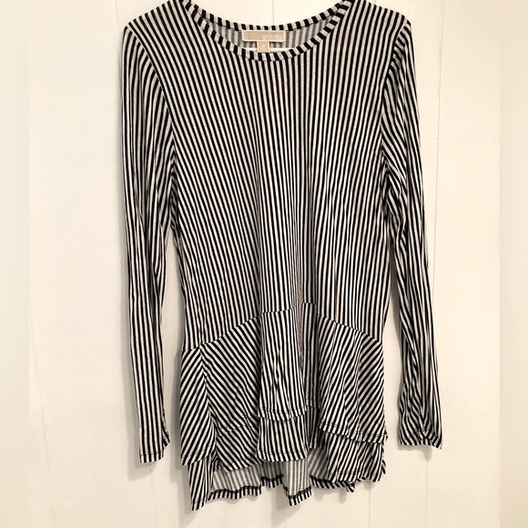 Michael Kors top - Picture 1 of 3